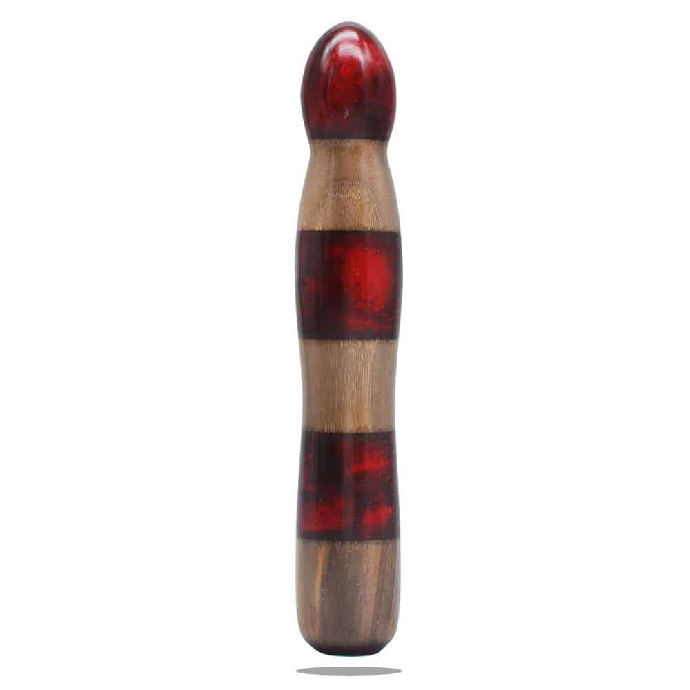 Gendoras Eleganza Pro Nuss-Holz-Epoxid-Dildo in Rot – sinnlicher Nuss-Holz-Dildo Handgefertigt in Österreich