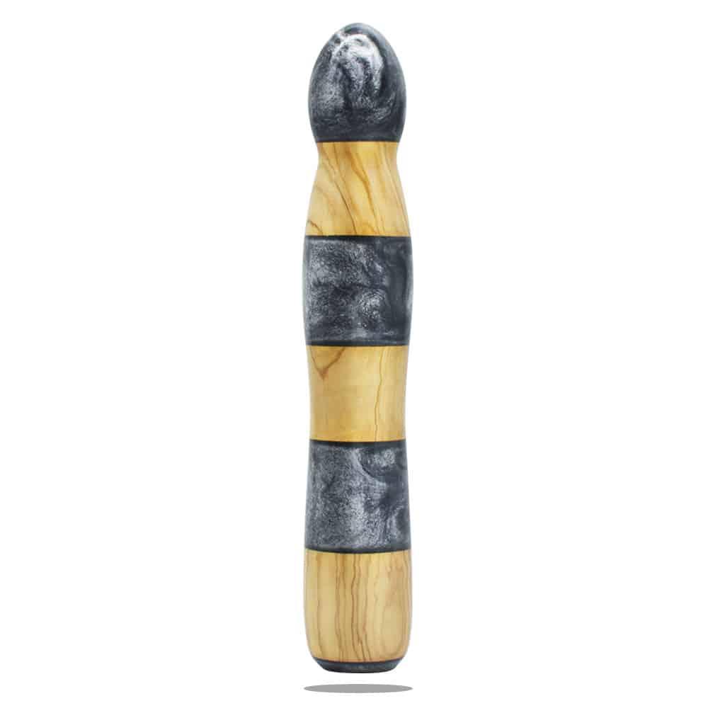 Gendoras Eleganza Pro Olivenholz-Epoxid-Dildo in Silber – sinnlicher Olivenholz-Dildo Handgefertigt in Österreich